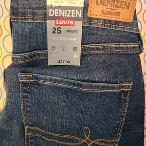 LEVIS DENIZEN JEANS SIZE 2 SLIM